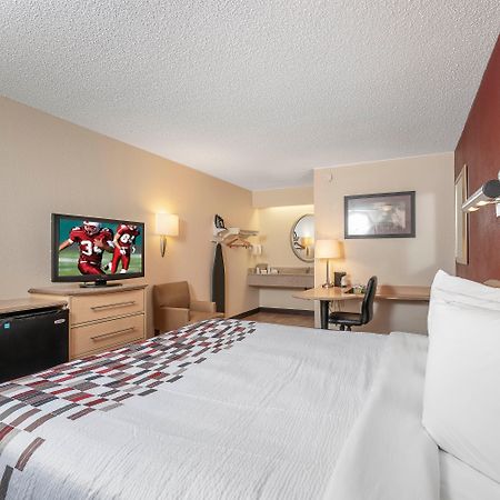 Red Roof Inn Louisville Fair And Expo Εξωτερικό φωτογραφία