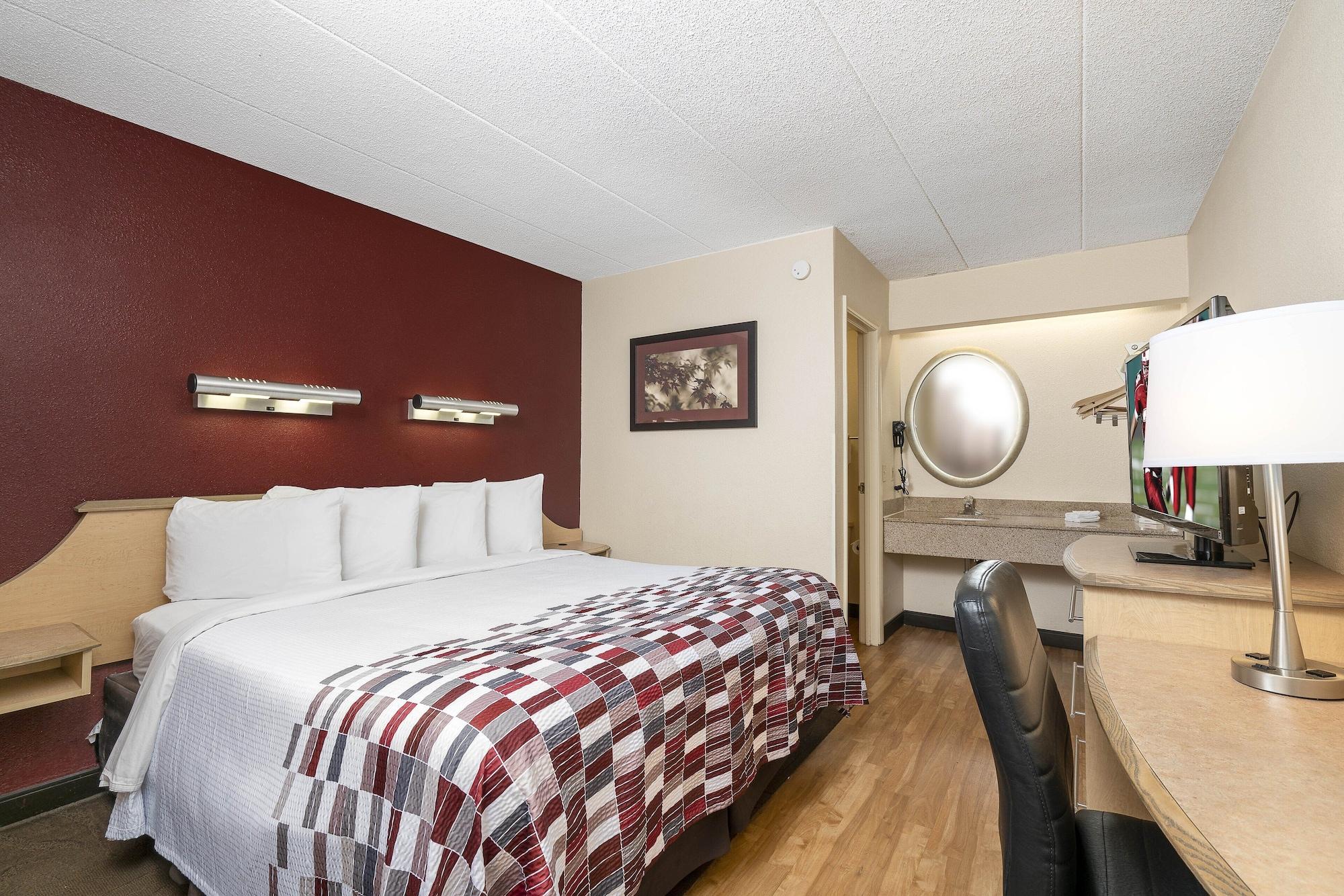 Red Roof Inn Louisville Fair And Expo Εξωτερικό φωτογραφία