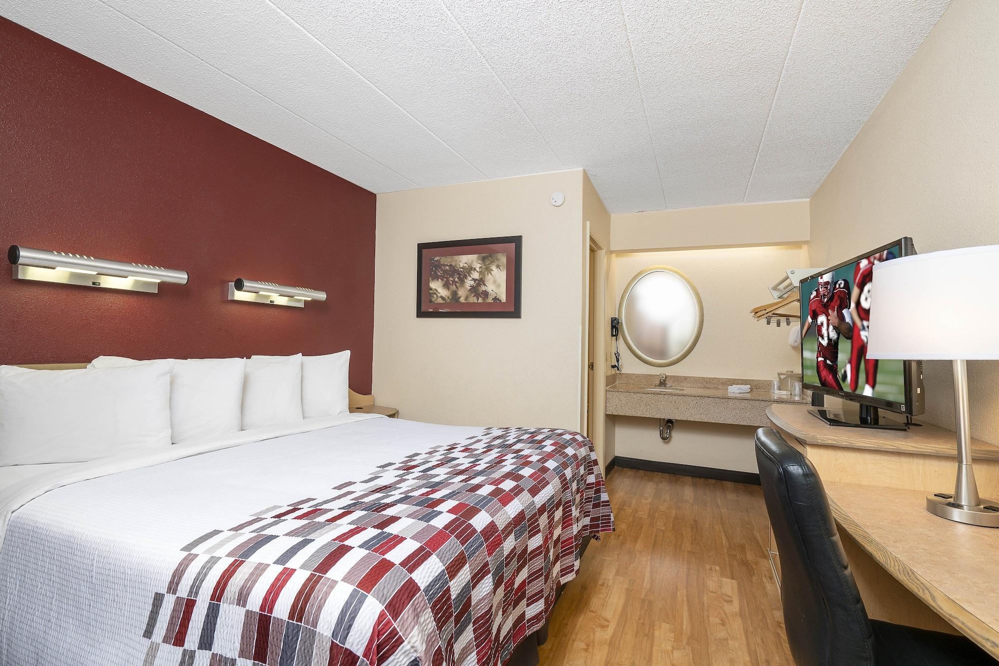 Red Roof Inn Louisville Fair And Expo Εξωτερικό φωτογραφία
