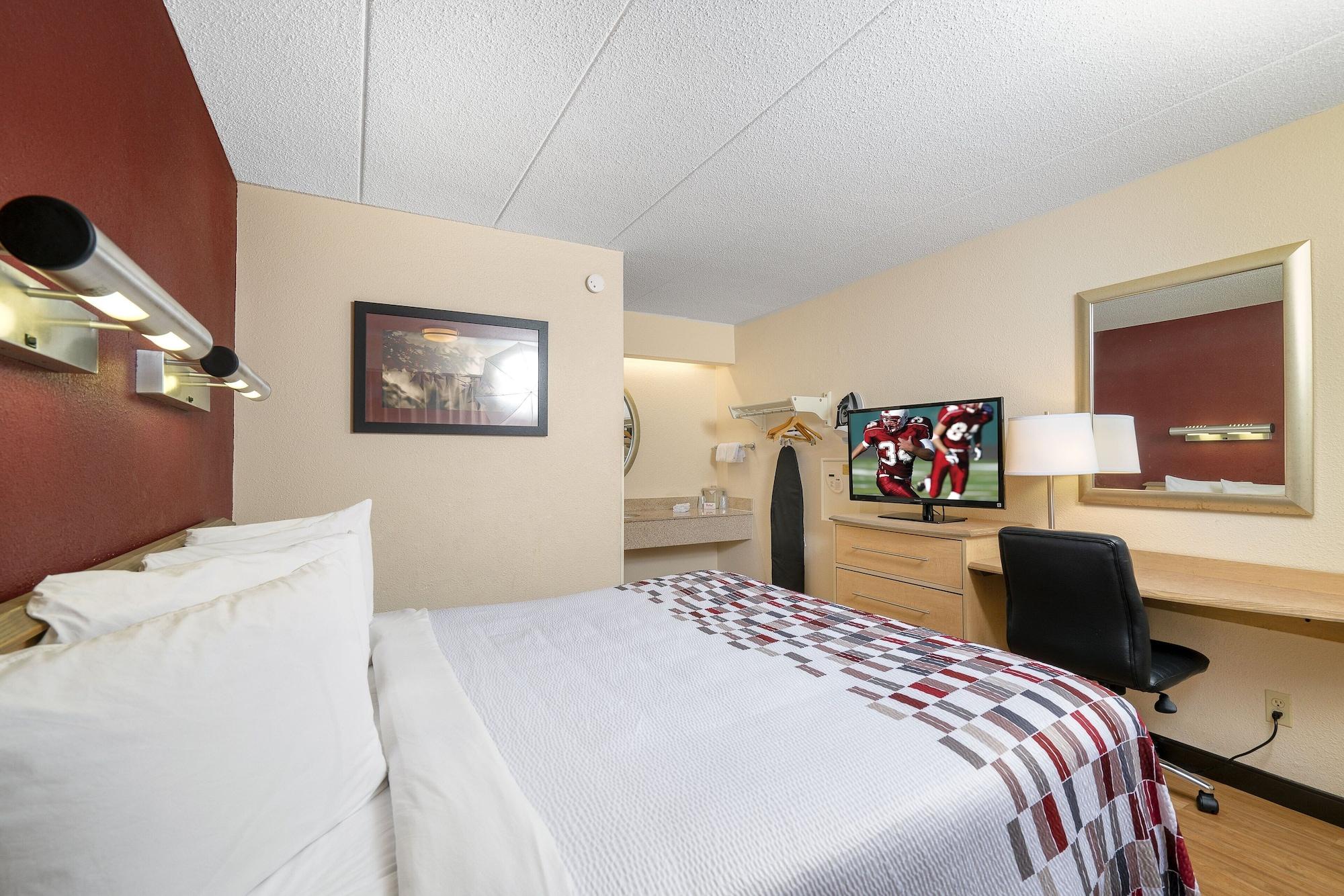 Red Roof Inn Louisville Fair And Expo Εξωτερικό φωτογραφία