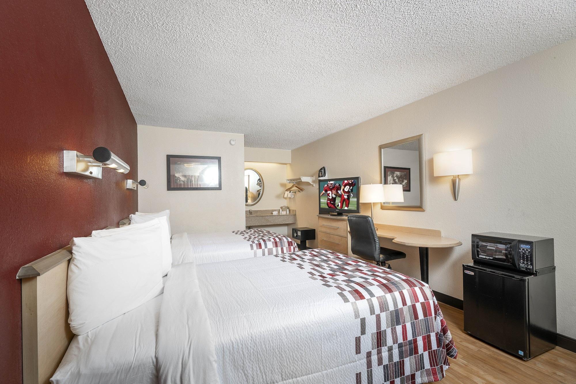 Red Roof Inn Louisville Fair And Expo Εξωτερικό φωτογραφία