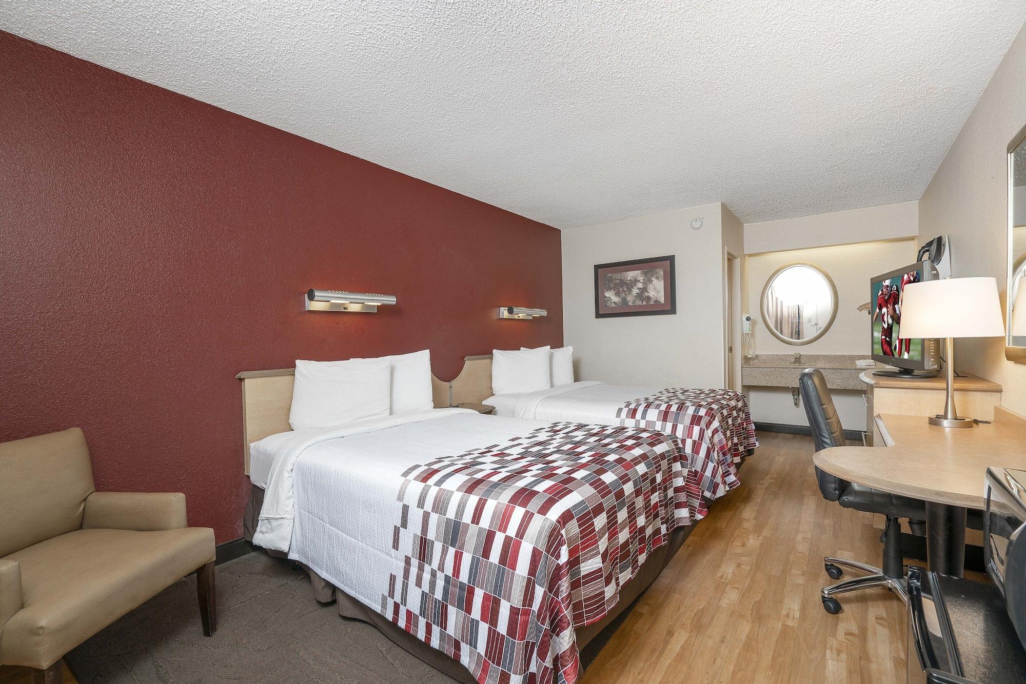 Red Roof Inn Louisville Fair And Expo Εξωτερικό φωτογραφία