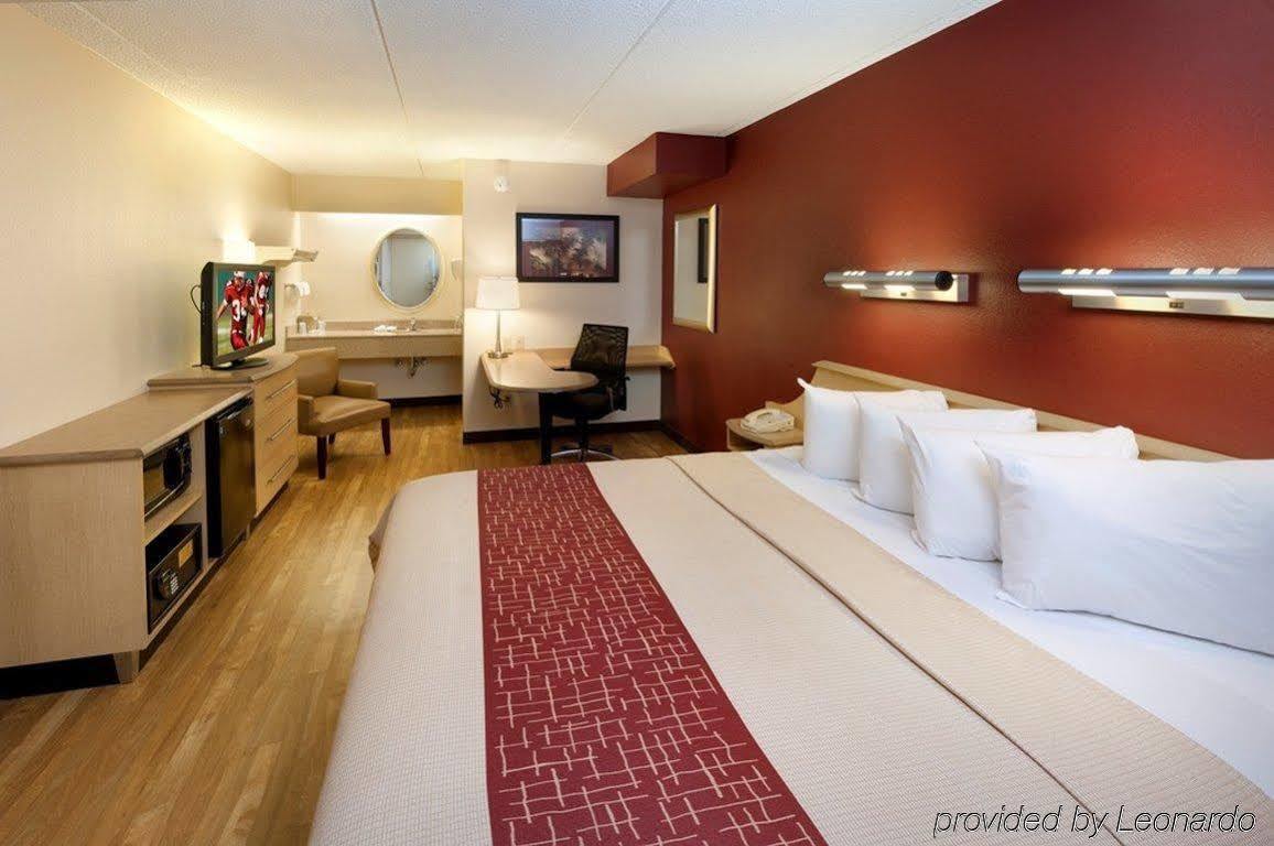Red Roof Inn Louisville Fair And Expo Εξωτερικό φωτογραφία