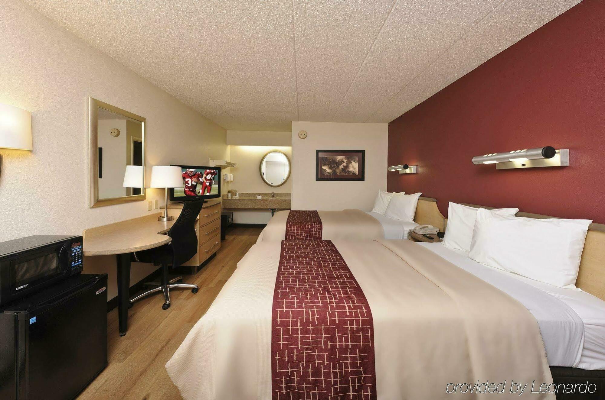 Red Roof Inn Louisville Fair And Expo Εξωτερικό φωτογραφία